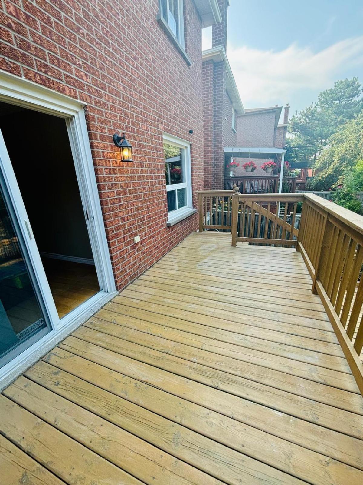 Room With Private Patio Next To Toronto Airport Mississauga Eksteriør billede